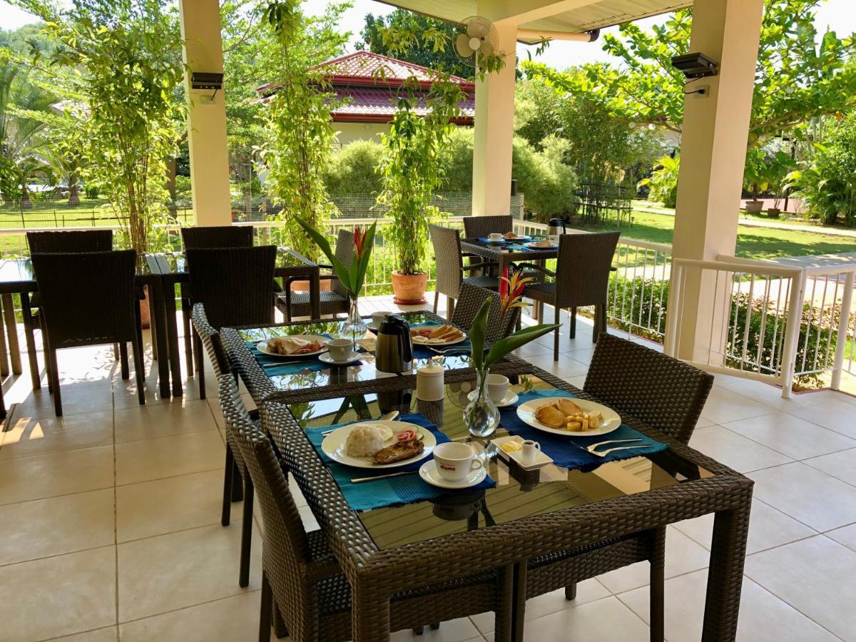 Bangued Strutz Art Garden Resort מראה חיצוני תמונה